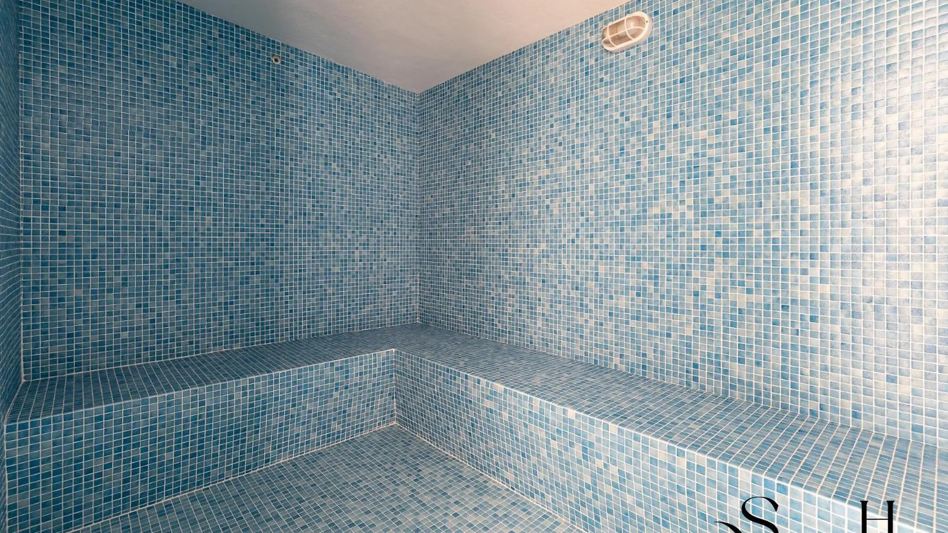 Luxury 2 Bedroom Apartment, Pools, Sauna, Gym & More Михас-Коста 0*,