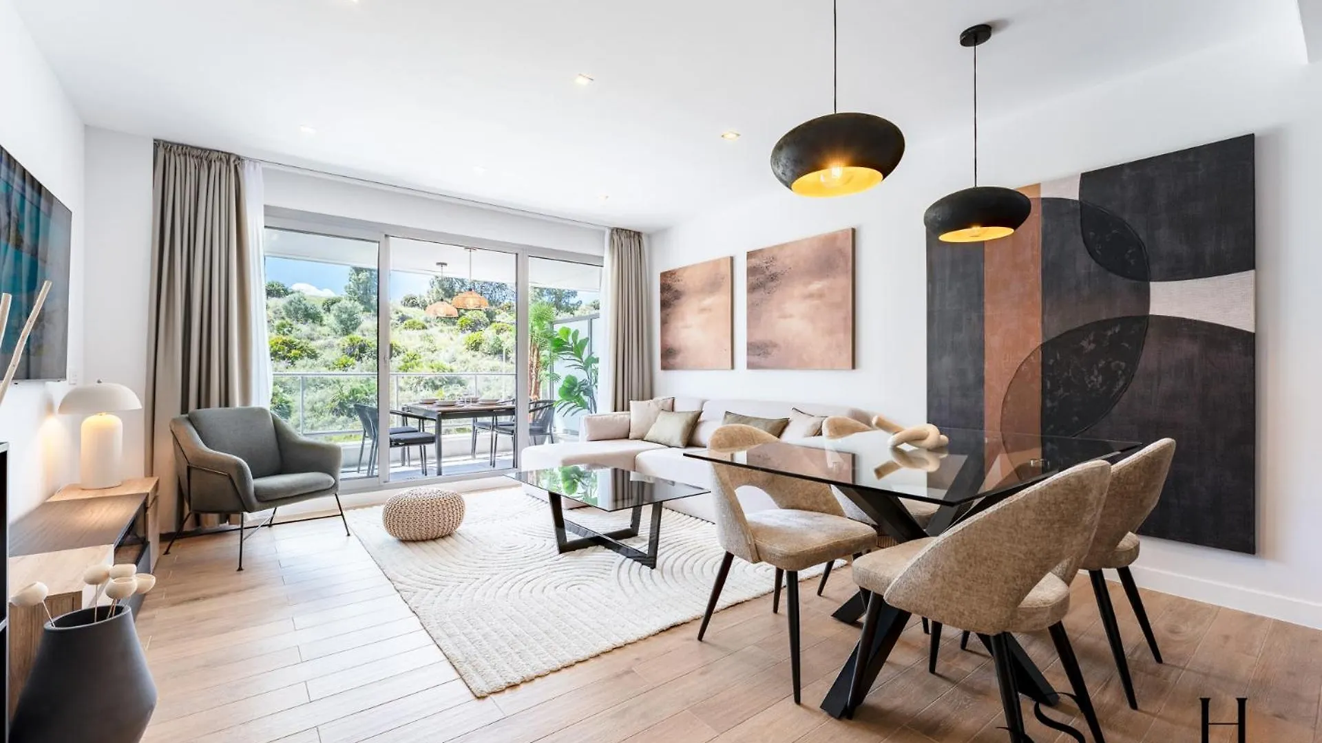 Апартаменты Luxury 2 Bedroom Apartment, Pools, Sauna, Gym & More Михас-Коста Испания