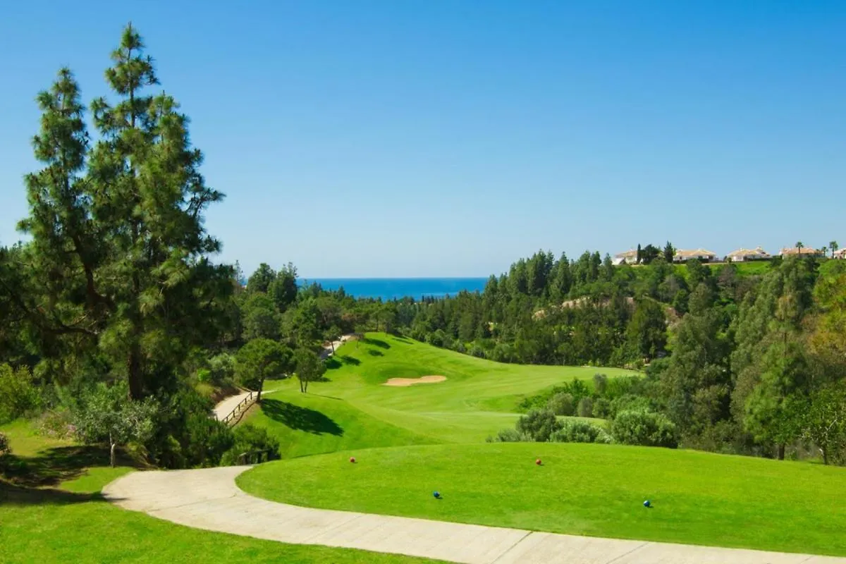 Apartment Luxury 2 Bedroom Apartment, Pools, Sauna, Gym & More MIJAS COSTA Spain