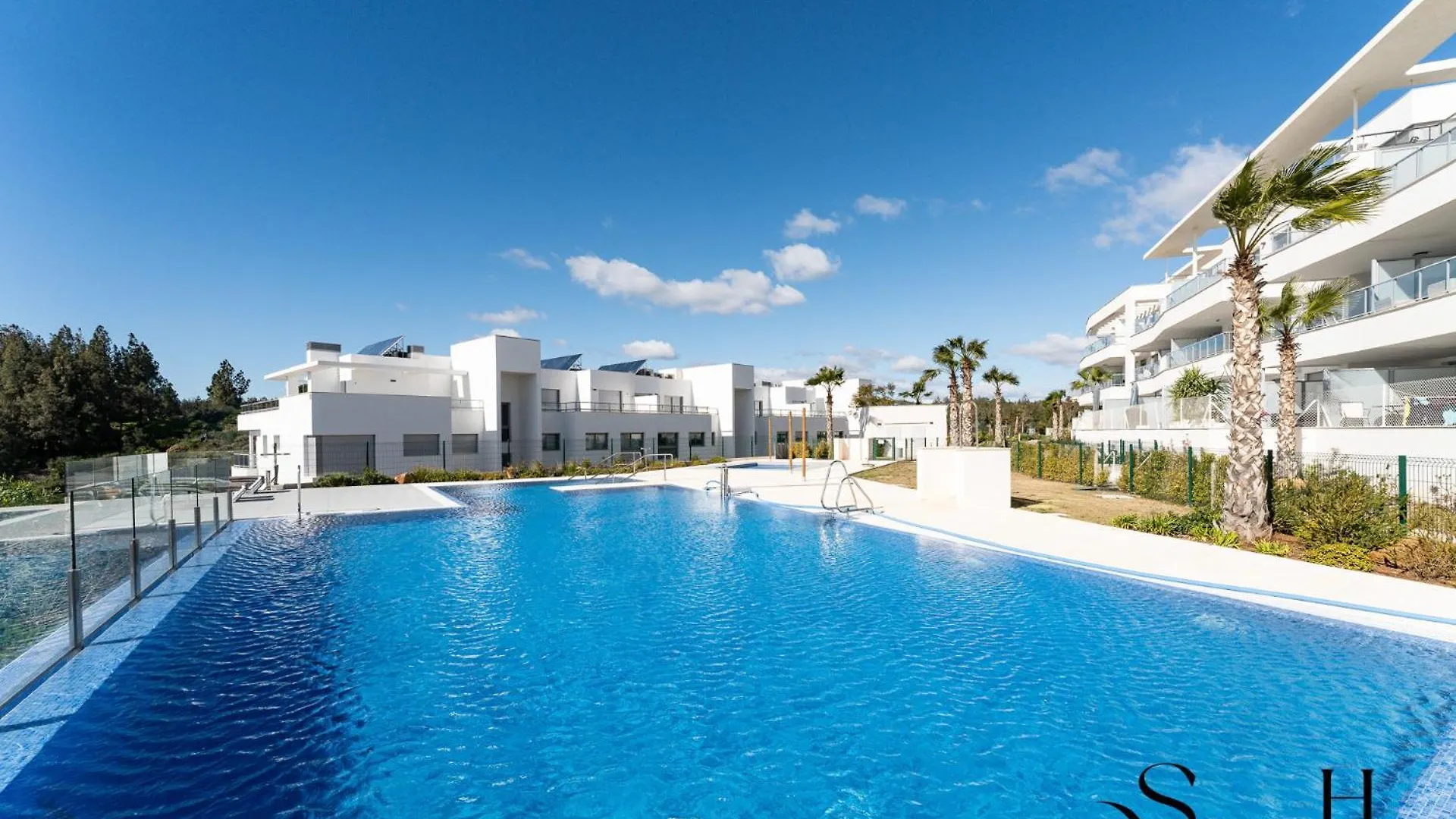 Apartment Luxury 2 Bedroom Apartment, Pools, Sauna, Gym & More MIJAS COSTA