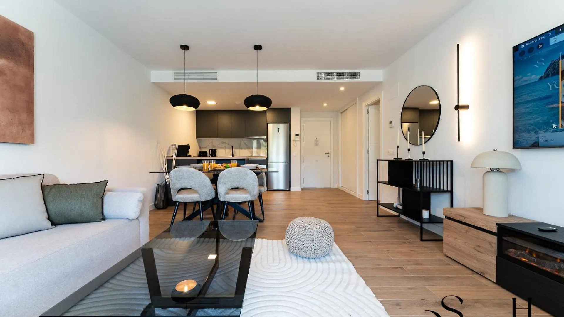 Luxury 2 Bedroom Apartment, Pools, Sauna, Gym & More MIJAS COSTA Apartment