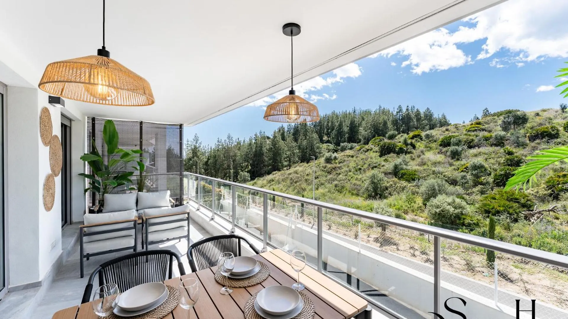 Luxury 2 Bedroom Apartment, Pools, Sauna, Gym & More MIJAS COSTA Apartment