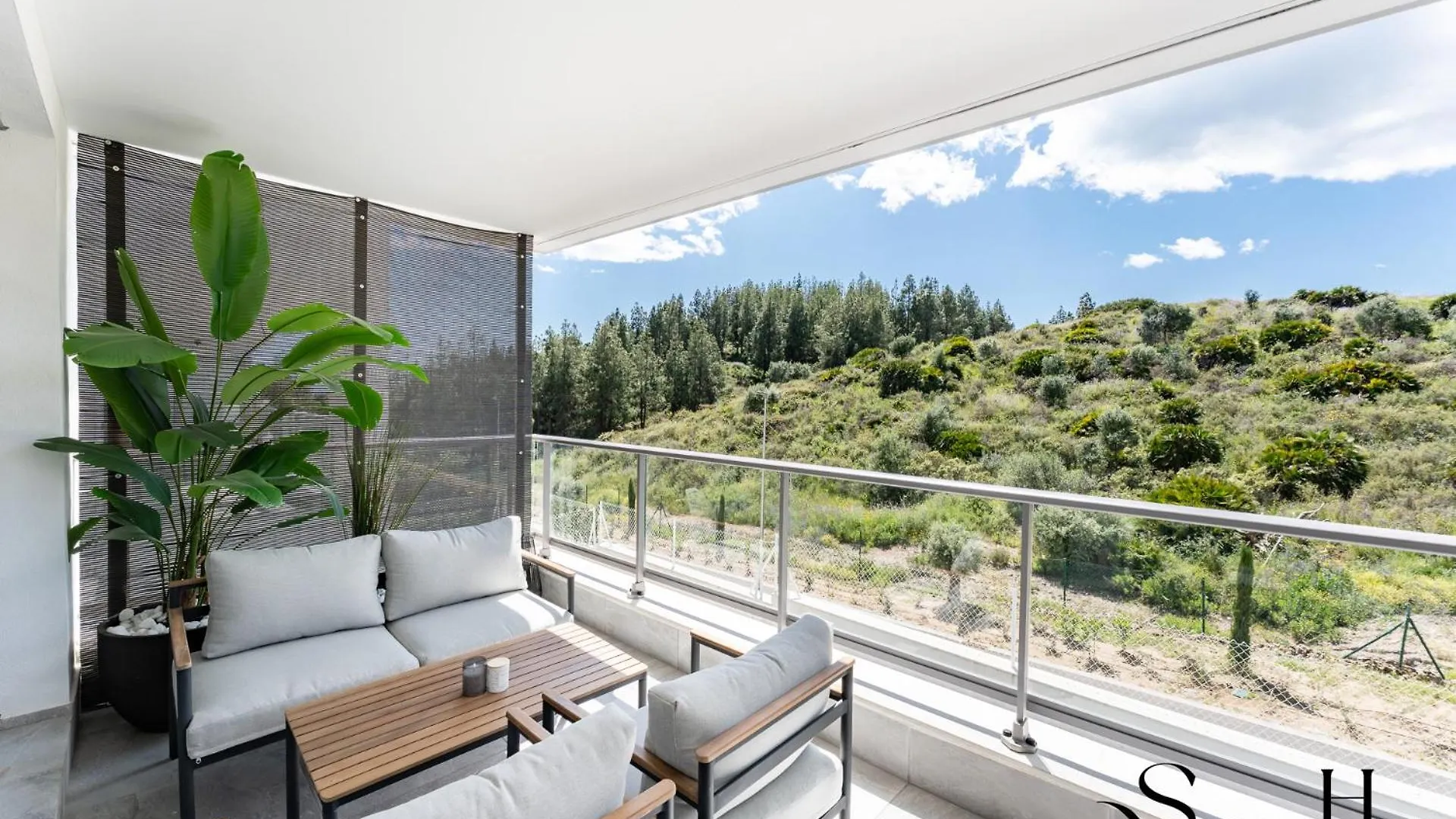 Luxury 2 Bedroom Apartment, Pools, Sauna, Gym & More MIJAS COSTA Apartment